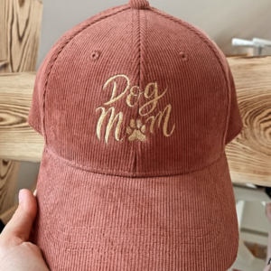 czapka welurowa z daszkiem dog mom