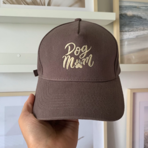 czapka z daszkiem dog mom (mocha + szampan)